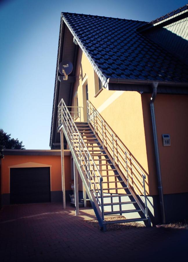 Gaestehaus Burgblick Neustadt-Glewe Luaran gambar